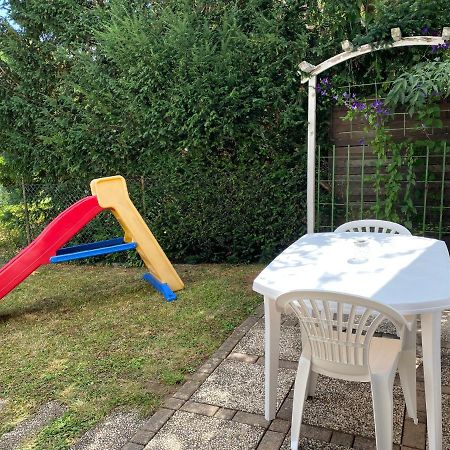 Schoenes Ferienhaus&Monteurzimmer Direkt In Lich, Ruhige&Zentrale Lage Zewnętrze zdjęcie